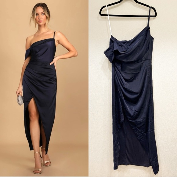 Size M NWOT Lulus Showing Off a‎ Little Navy Blue Asymmetrical Tulip Midi Dress - Picture 1 of 10